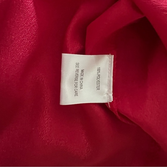 Vicky and Lucas Red Floral Dress. - Picture 6 of 6